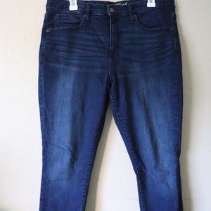 Universal Thread jeans